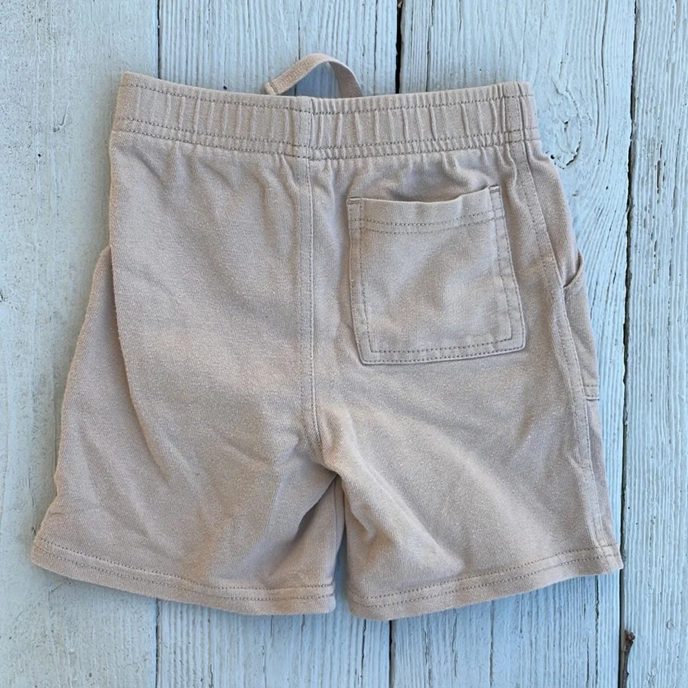 Gymboree 2T tan 100% cotton shorts - Pre-owned - Picture 2 of 4